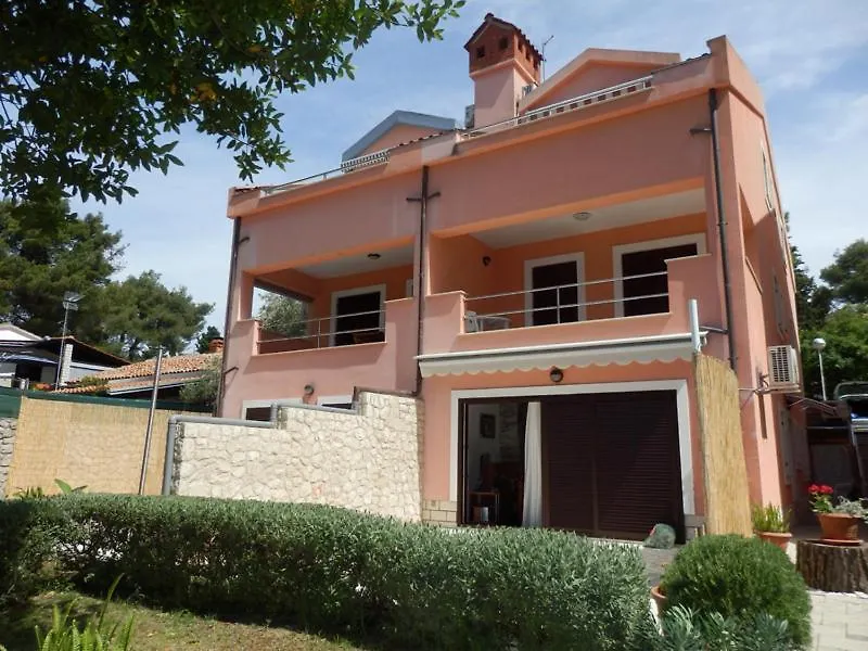 Apartmani Sa Privatnom Plazom , Mali Losinj, Artatore 5 0*,  Croatia