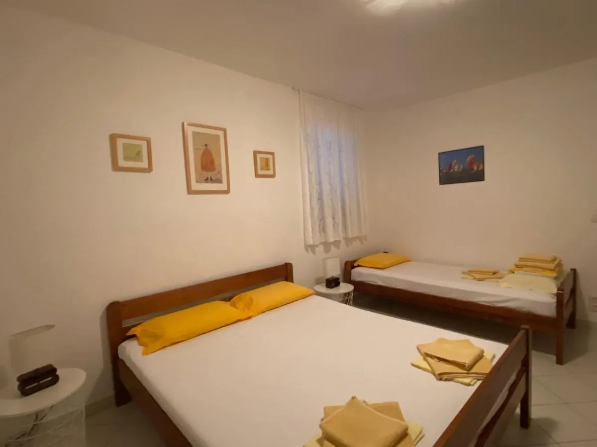 Apartment Apartmani Sa Privatnom Plazom , Mali Losinj, Artatore 5 Croatia