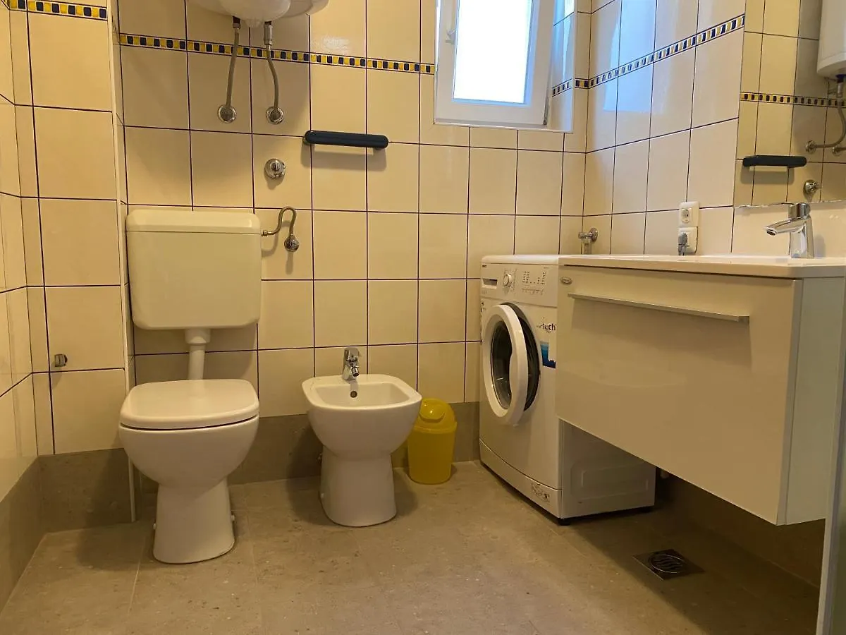 Apartment Apartmani Sa Privatnom Plazom , Mali Losinj, Artatore 5